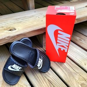 Women's Nike slides. Benassi Jdi style. New with box. Black size 6.